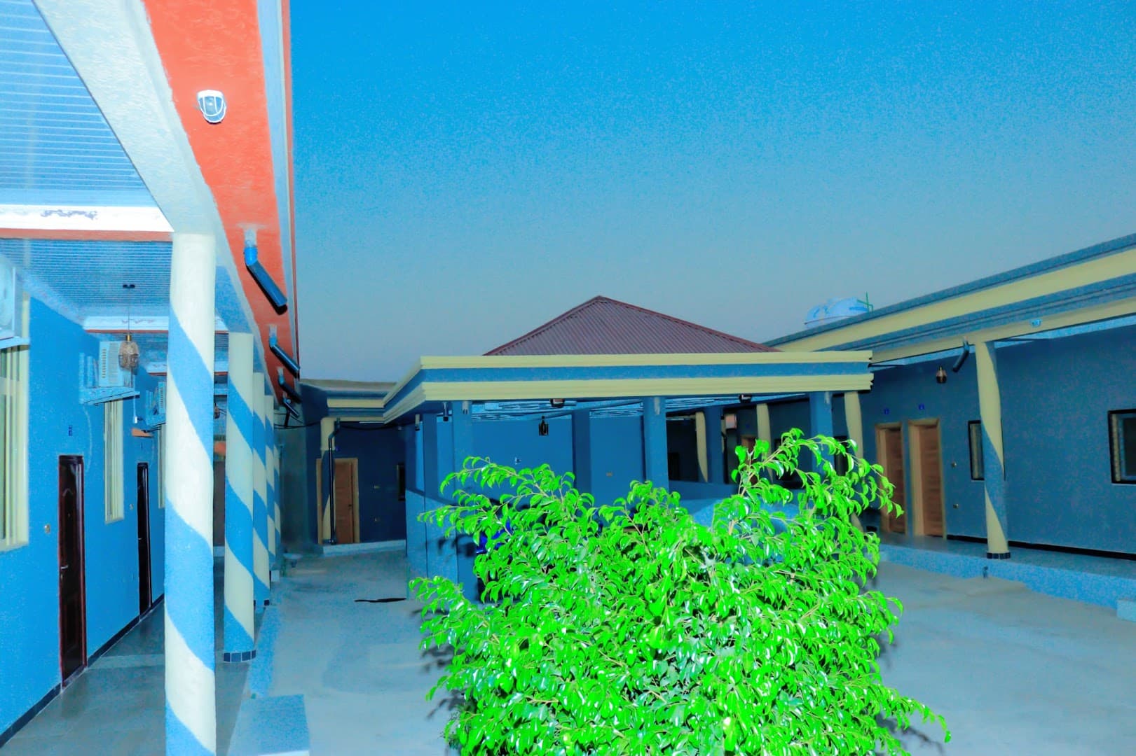 Gaboose Hotel Exterior